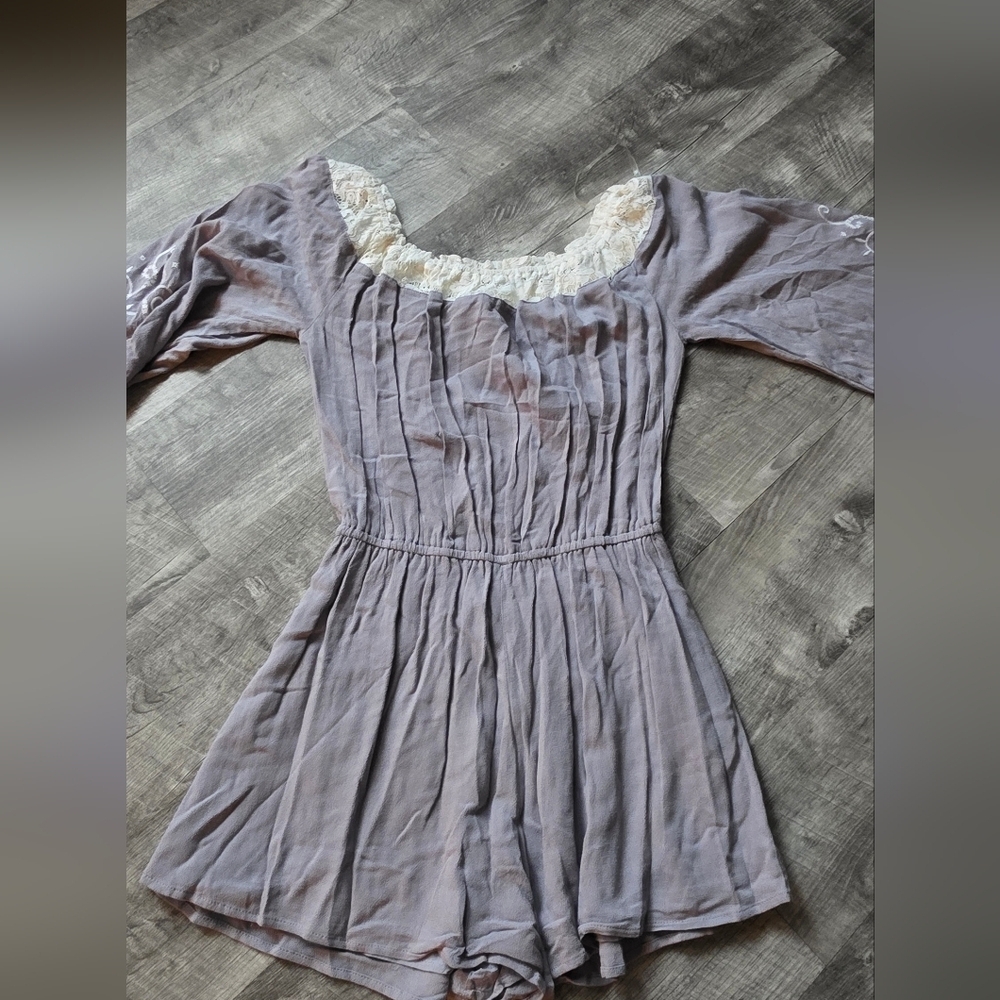 Kori Gray Romper with Ivory Lace - Picture 6 of 6